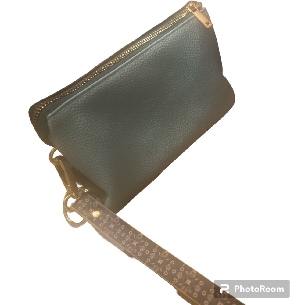 NWT Kedzie eclipse interchangeable wristlet strap blue and teal crossbody